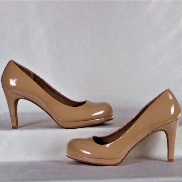 CL BY LAUNDRY size 8.5 nude/taupe faux-patent-leather high-heel pumps all synth. - Picture 5 of 16